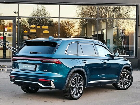 2024 Geely Monjaro I, зелёный, 2929000 рублей - вид 2