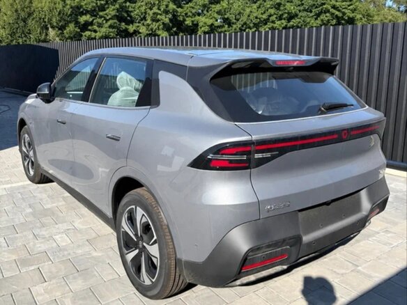 2026 Changan Qiyuan Q05 51.9 kWh II, серебристый, 2500000 рублей - вид 1