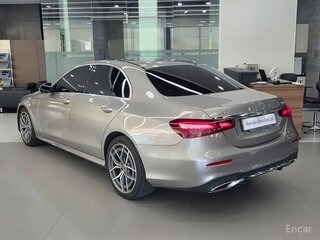 2022 Mercedes-Benz E-Класс 220 d V (W213, S213, C238) Рестайлинг, серебристый, 4801000 рублей, вид 2