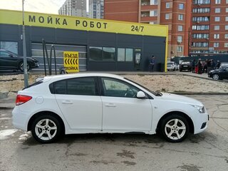 2012 Chevrolet Cruze I, белый, 580000 рублей, вид 4