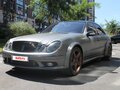 2003 Mercedes-Benz E-Класс AMG 55 AMG III (W211, S211), серебристый, 2100000 рублей - вид 3