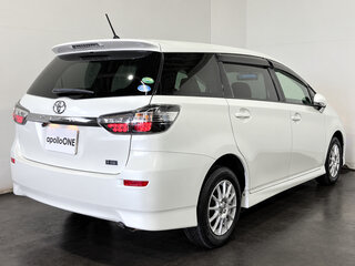 2017 Toyota Wish II Рестайлинг, белый, 1190000 рублей, вид 5