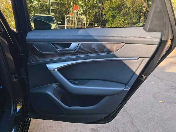 2019 Audi A6 45 TFSI V (C8), чёрный, 3100000 рублей - вид 16