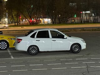2013 Lada (ВАЗ) Granta I, белый, 550000 рублей, вид 2