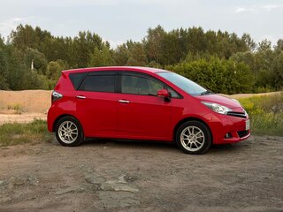2012 Toyota Ractis II, красный, 950000 рублей, вид 5