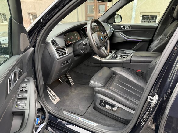 2020 BMW X5 40d IV (G05/G18), чёрный, 7700000 рублей - вид 6