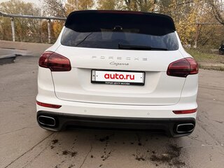 2017 Porsche Cayenne Diesel II Рестайлинг (958), белый, 4950000 рублей, вид 3