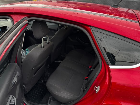 2011 Ford Focus III, пурпурный, 889000 рублей - вид 10