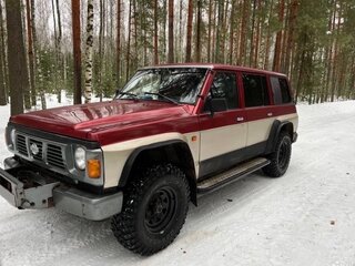 1990 Nissan Patrol IV (Y60), красный, 599999 рублей, вид 1