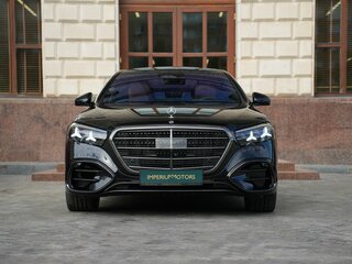 2026 Mercedes-Benz S-Класс 580 Long 4MATIC VII (W223) Рестайлинг, чёрный, 31990000 рублей, вид 3