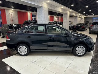 2018 Volkswagen Polo V Рестайлинг, чёрный, 1299000 рублей, вид 5