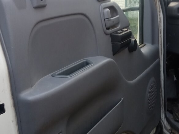 2007 Isuzu Elf (N-series), белый, 1800000 рублей - вид 9