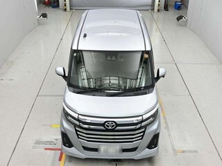 2022 Toyota Roomy I Рестайлинг, серебристый, 850020 рублей, вид 3
