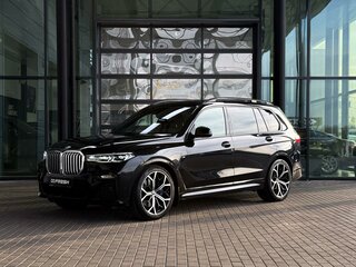 2020 BMW X7 40i I (G07), чёрный, 6950000 рублей, вид 3