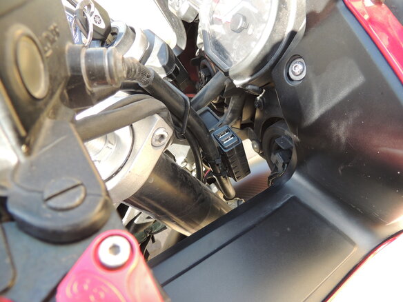 2009 Yamaha FZ1, красный, 630000 рублей - вид 15