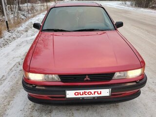 1988 Mitsubishi Galant VI, красный, 900000 рублей, вид 2