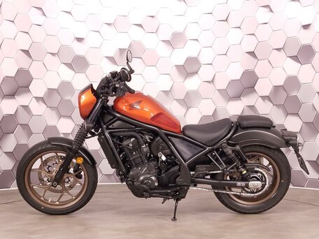 2026 Honda CMX 1100 Rebel, оранжевый, 1377000 рублей, вид 4