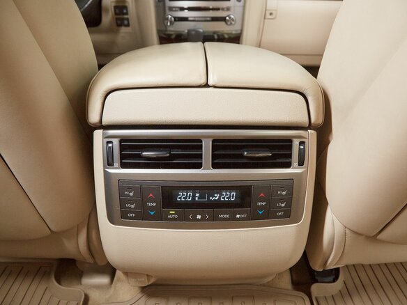 2012 Lexus LX 570 III Рестайлинг, бежевый, 4097000 рублей - вид 14