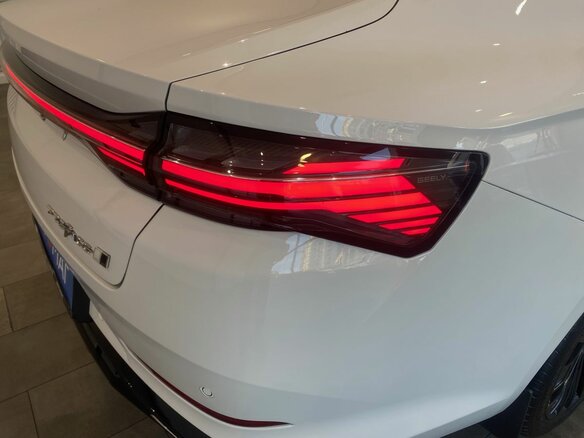 2024 Geely Preface I, белый, 2996000 рублей - вид 13