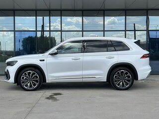 2026 Geely Monjaro (Xingyue L) I Рестайлинг 2 (China Market), белый, 3830000 рублей, вид 2