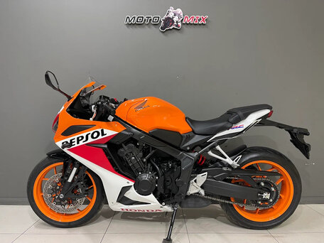 2022 Honda CBR 650R, оранжевый, 860000 рублей, вид 2