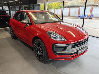 2026 Porsche Macan I Рестайлинг 2, красный, 14990000 рублей, вид 4