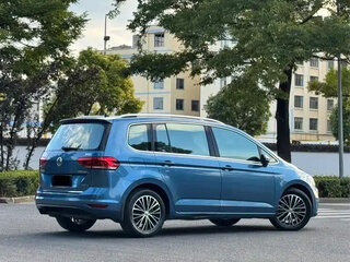 2018 Volkswagen Touran L II, белый, 1390222 рублей, вид 5