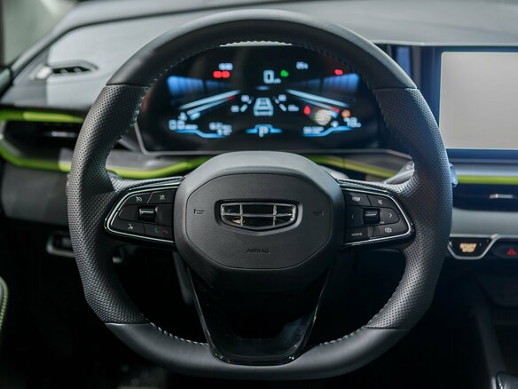 2026 Geely Coolray I Рестайлинг, серый, 2964990 рублей - вид 13