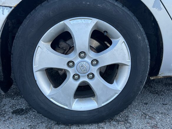 2009 Kia Cerato 4-speed II, серебристый, 450000 рублей - вид 7