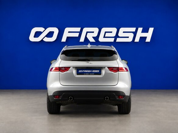 2017 Jaguar F-Pace I, серый, 3399077 рублей - вид 3