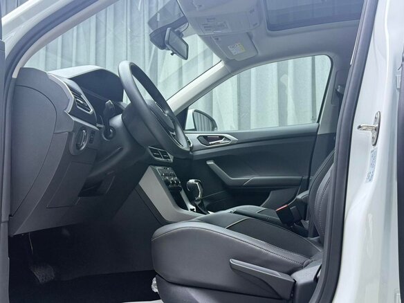 2023 Volkswagen T-Cross I (China Market), белый, 1439000 рублей - вид 17