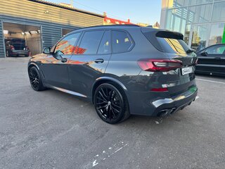 2022 BMW X5 40d IV (G05/G18), серый, 9897000 рублей, вид 5