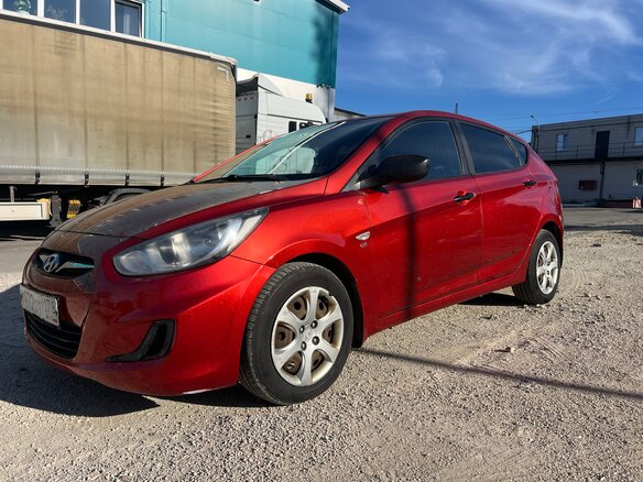 2012 Hyundai Solaris I, красный, 490000 рублей - вид 1