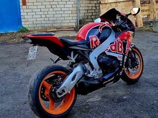 2011 Honda CBR 1000 RR/RA Fireblade, красный, 625000 рублей, вид 1