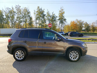 2014 Volkswagen Tiguan I Рестайлинг, коричневый, 1070000 рублей, вид 4
