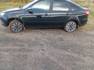 2026 Lada (ВАЗ) Granta I Рестайлинг, чёрный, 850000 рублей, вид 3