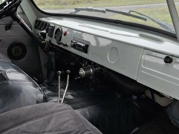 2005 УАЗ 3303, белый, 520000 рублей - вид 4