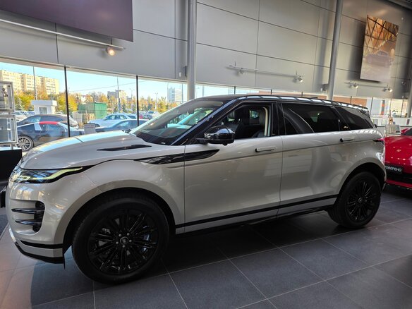 2024 Land Rover Range Rover Evoque II Рестайлинг, серый, 5770000 рублей - вид 5
