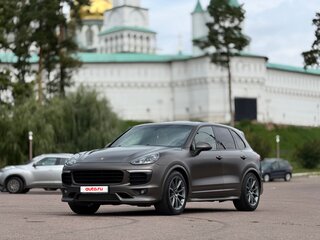 2015 Porsche Cayenne II Рестайлинг (958), серый, 3700000 рублей, вид 1
