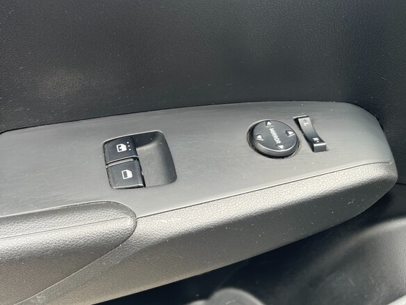 2017 Hyundai Solaris II, серебристый - вид 12