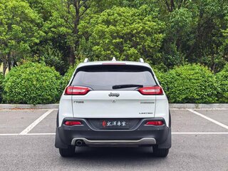 2020 Jeep Cherokee V (KL) Рестайлинг, белый, 2090000 рублей, вид 2