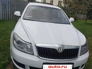 2011 Skoda Octavia II (A5) Рестайлинг, белый, 500000 рублей, вид 1