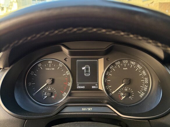 2013 Skoda Octavia III (A7), серебристый, 1100000 рублей - вид 6