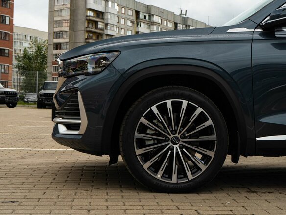 2026 Geely Monjaro I, серый, 4954990 рублей - вид 12