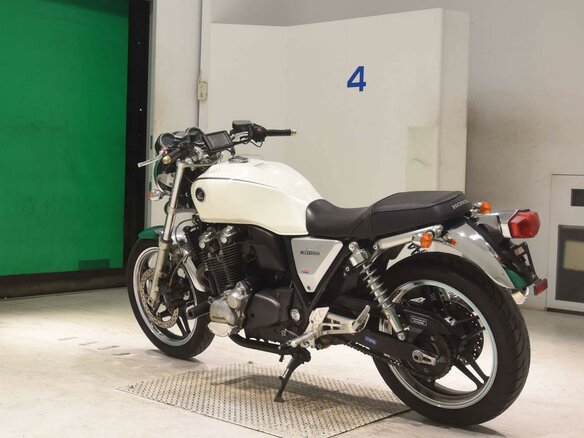 2013 Honda CB 1100, белый - вид 5