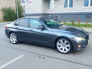 2013 BMW 3 серии 328i xDrive VI (F3x), серый, 1380000 рублей, вид 3