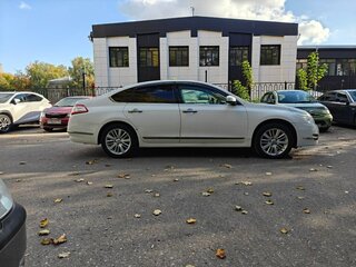 2011 Nissan Teana II (J32) Рестайлинг, белый, 1000000 рублей, вид 4