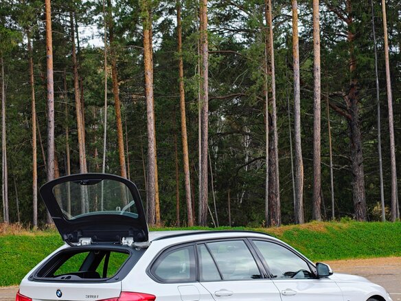 2019 BMW 3 серии 318i VI (F3x) Рестайлинг, белый, 1949000 рублей - вид 6