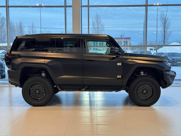 2023 M-Hero I, чёрный, 10740000 рублей - вид 3