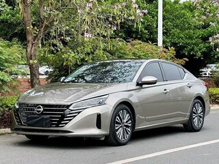2022 Nissan Altima VI (L34) Рестайлинг, золотистый, 1510000 рублей, вид 1